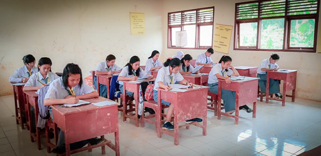 Pelaksanaan Ujian Nasional di SMK Negeri 1 Kepulauan Mentawai 